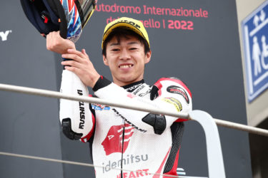 MotoGP™第8戦イタリアGP／Moto2™ライダー小椋選手が3位表彰台を獲得。ポイント数でチャンピオンシップトップに並ぶ