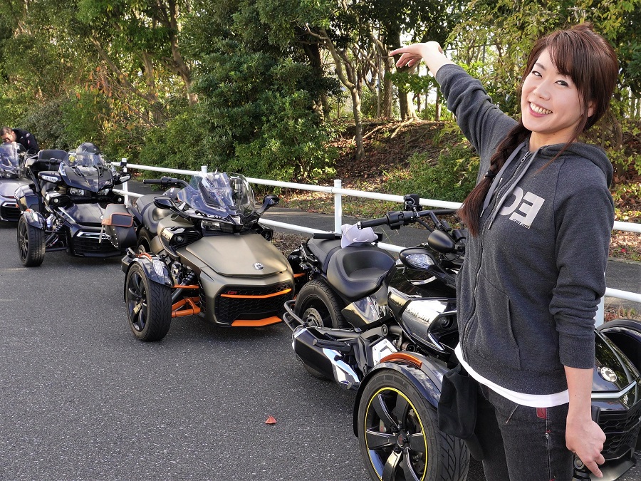 カンナム ライカーの女性オーナーとして、木村亜美もツーリングに参加しました。