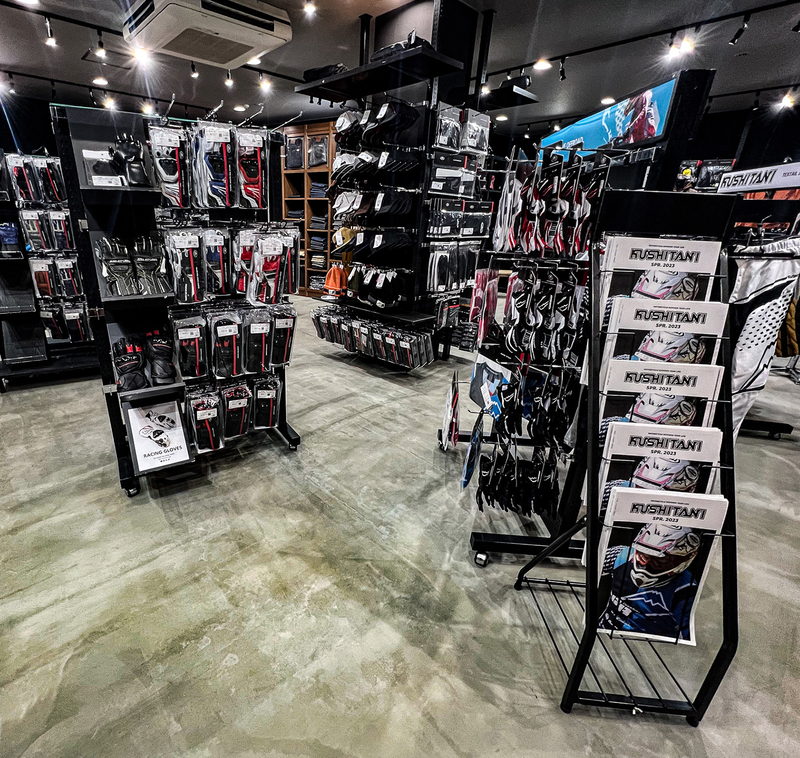 PROSHOP 箕面