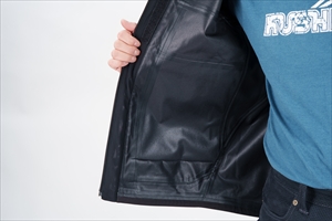 前傾しやすい前立て形状