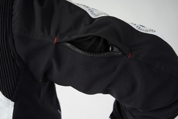 K-2812 56デザインGPジャケット2 クシタニ｜KUSHITANI JAPAN